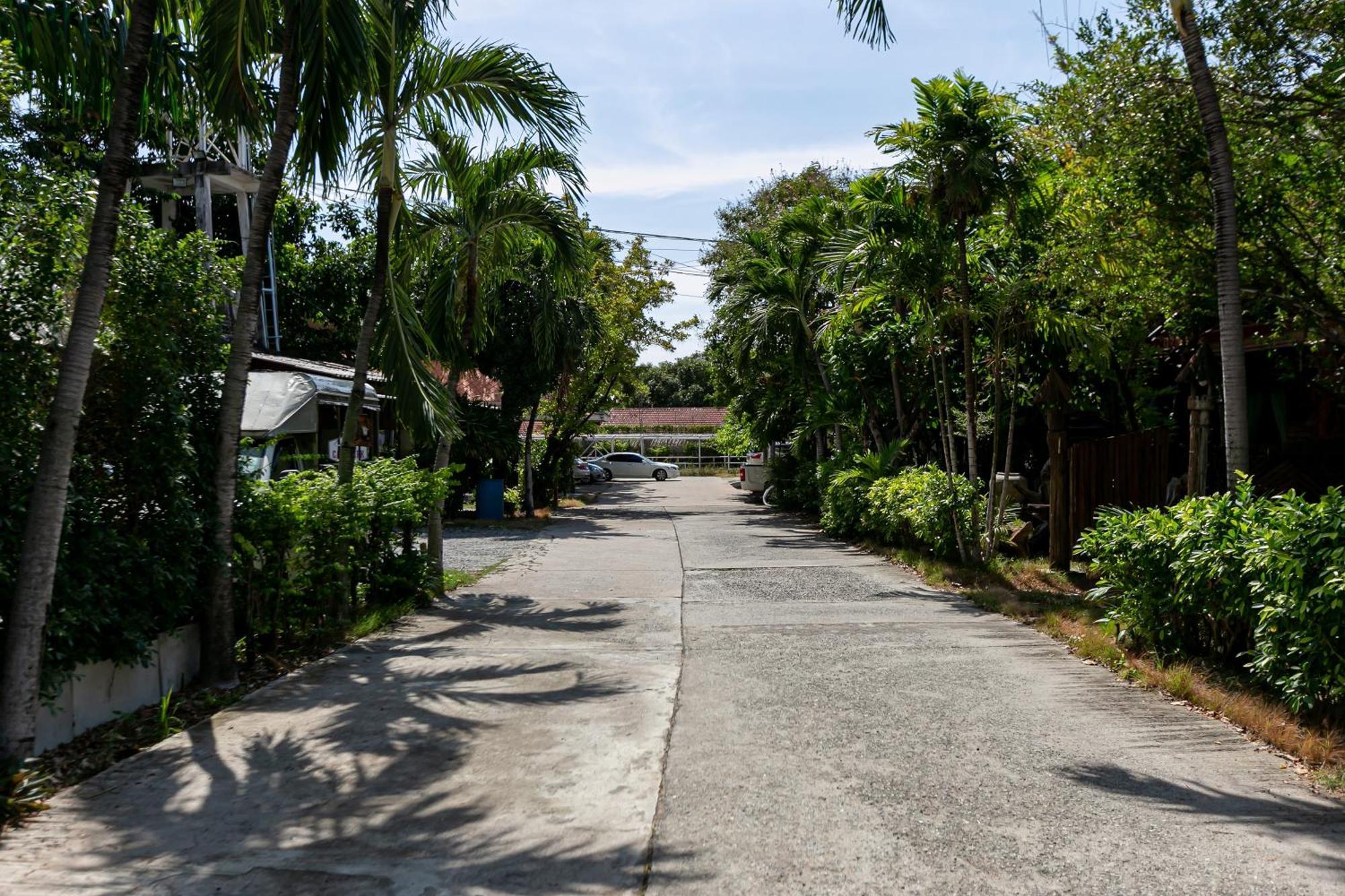 Deeden Pattaya Resort Exterior photo